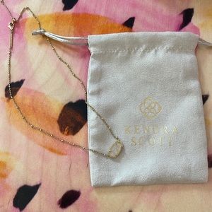 Kendra Scott necklace!